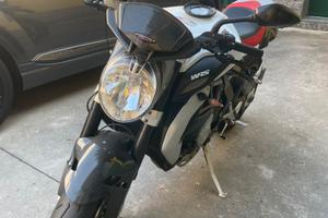 MV Augusta Brutale 800 2013