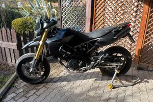 Aprilia Dorsoduro 750