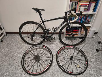 bici Giant TCR advanced taglia s (52)