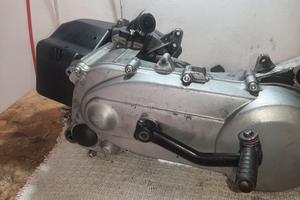 Blocco Piaggio braccio corto Aria