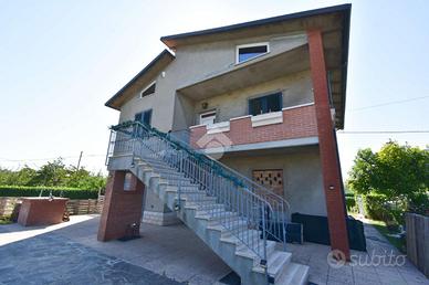 CASA INDIPENDENTE A CORIANO