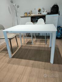 Tavolo Calligaris con piano in vetro bianco antigr