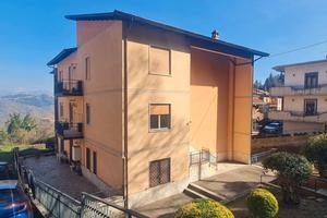 Privato vende un luminoso attico di 90 mq+soffitta