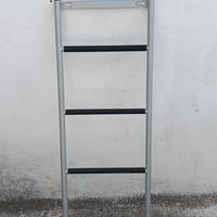 Scala in ferro battuto per letto 