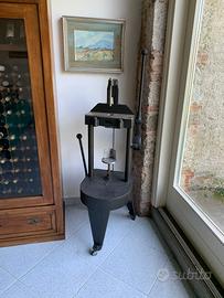 Tappatrice manuale in metallo