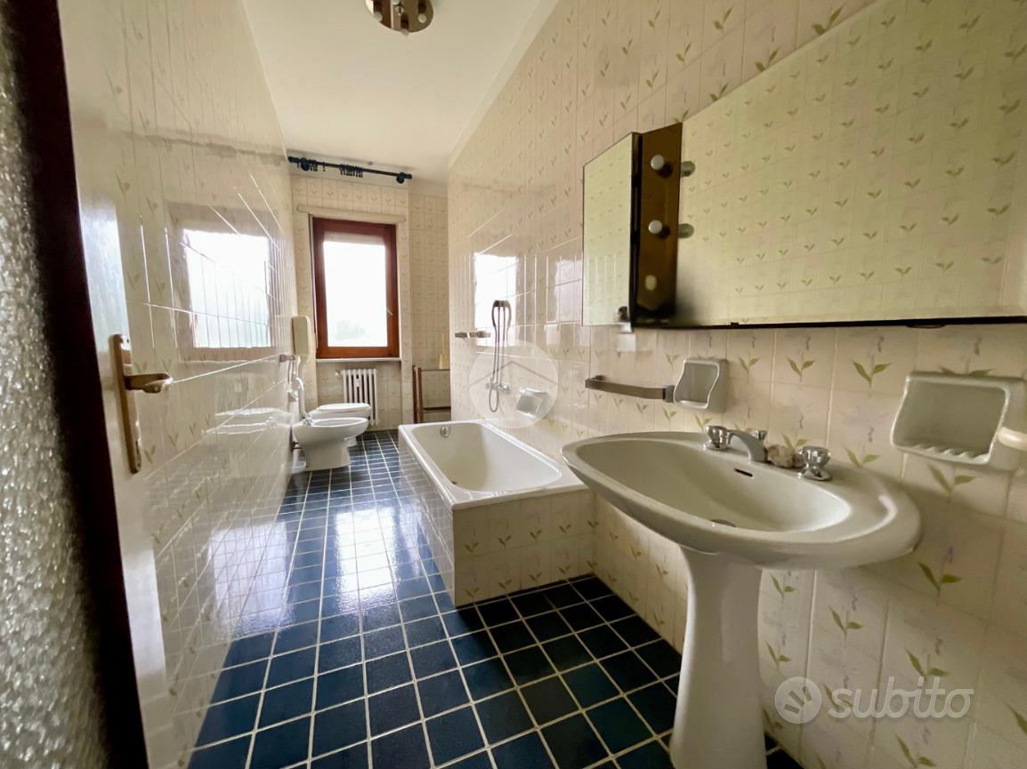 Apartment in Leini, Torino - Altro