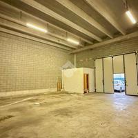 CAPANNONE A CERNUSCO SUL NAVIGLIO