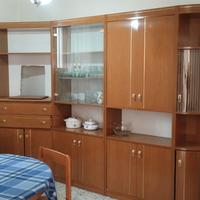 Mobile e tavolo soggiorno