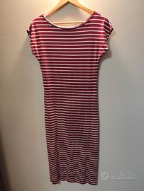 vestito estivo lungo a righe rosse e bianche
