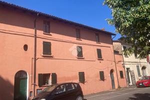 3 LOCALI A MEDICINA