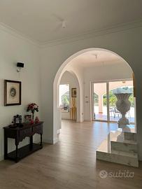 Villa immersa nel verde zona Masserei