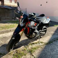 Aprilia dorsoduro 750