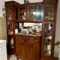 Credenza in stile Liberty