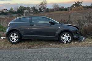 Alfa Romeo MiTo GPL incidentata