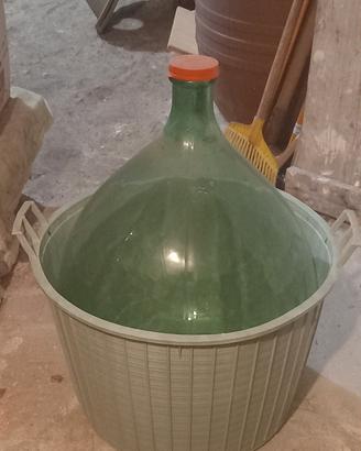 Stock damigiane in vetro di varie capienze 