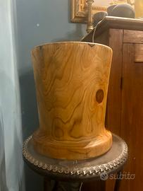 Vaso in legno