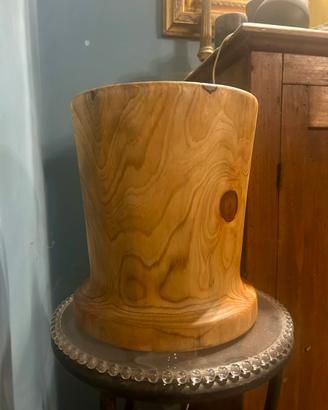Vaso in legno
