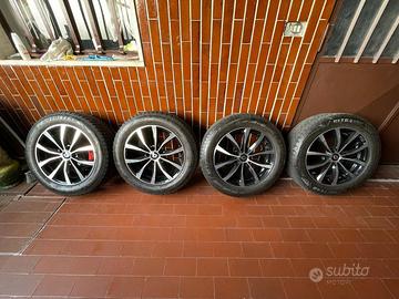 Gomme auto