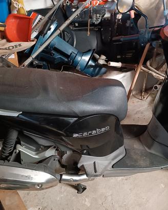 SCARABEO 200 cc