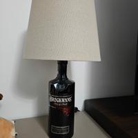 Lampada con bottiglia 
