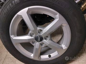 cerchi in lega originali Audi Q2