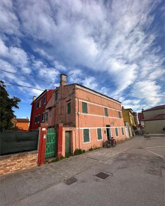 Pellestrina fronte laguna palazzina terra cielo