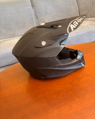 casco airoh