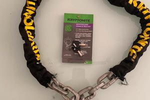 Catena e lucchetto Kriptonite