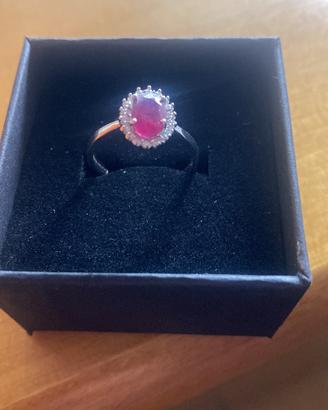 Anello Oro bianco 18 carati, Rubino e Diamanti.