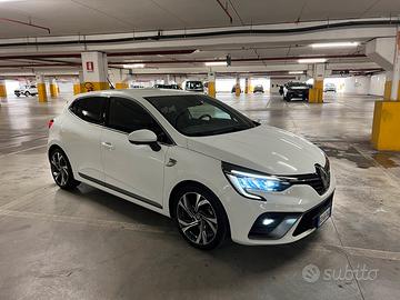 Renault clio Full Hybrid