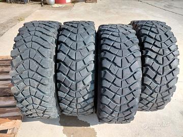 GOMME PICK-UP 235-70-16