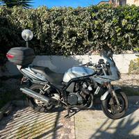 Yamaha FZ6 Fazer 600