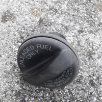 Tappo serbatoio carburante e chiusura rame vintage