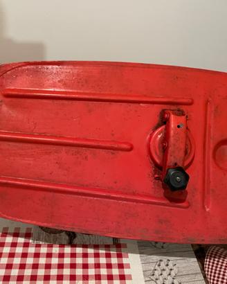 Ricambi Piaggio vespa 50 serbatoio