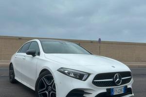 Mercedes A 200 PREMIUM, 163 CV Sedan