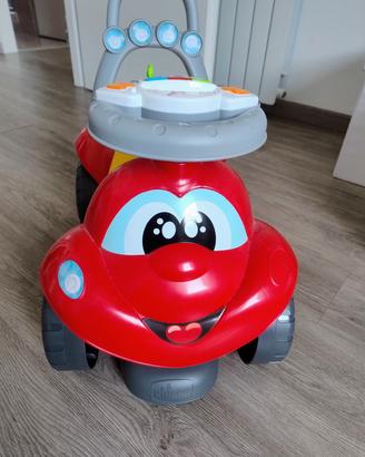 macchina cavalcabile bambini