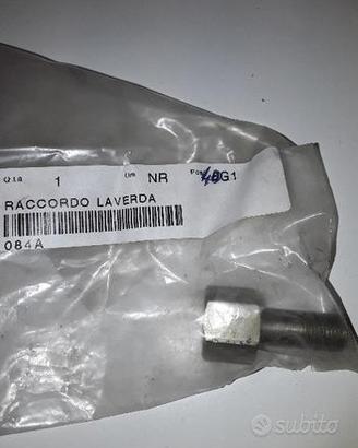 Raccordo laverda cod.084a