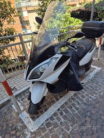 Kymco Downtown 300i (2012)i