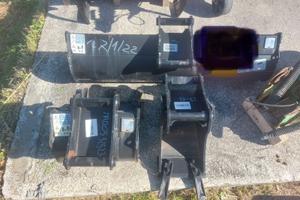 Benna escavatore nuove con attacco rapido.