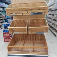 scaffale in legno e ferro x pane 