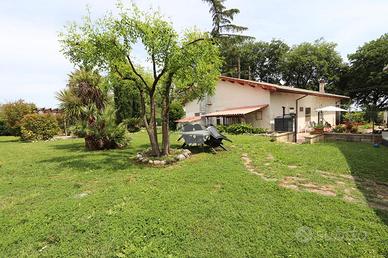 VILLA SINGOLA A CHIETI