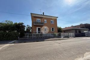 PORZIONE DI BIFAMILIARE A PADERNO DUGNANO