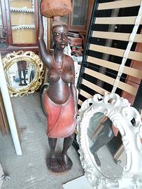 statua in legno massello