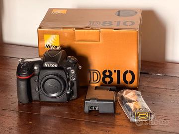 Nikon D810 con accessori