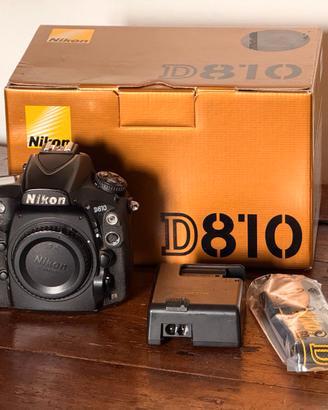 Nikon D810 con accessori