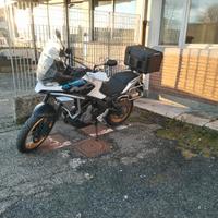  CFMOTO 700 adv