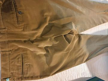 Pantaloni velluto a coste fini