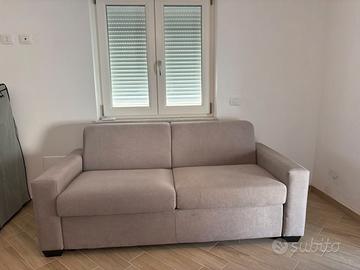 divano letto matrimoniale