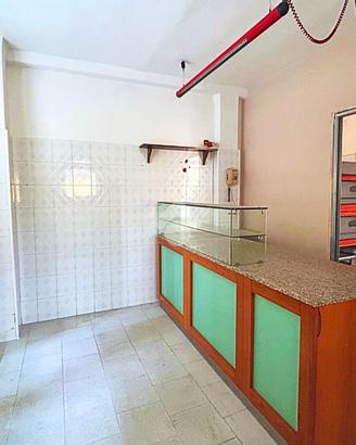 NEGOZIO A NOVI LIGURE