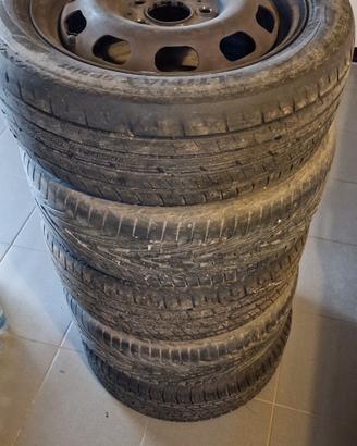 5 cerchi R15 a 5 bulloni